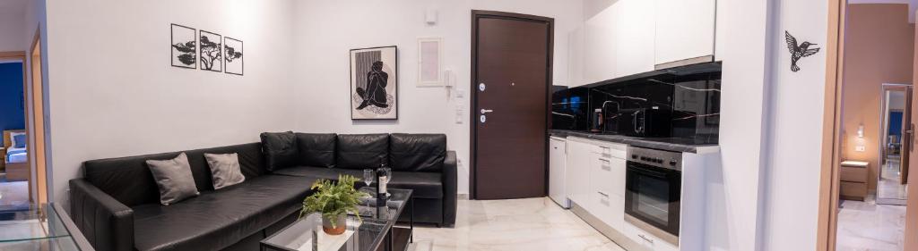 Kuchyň nebo kuchyňský kout v ubytování The Athenian Penthouse in Syntagma Square