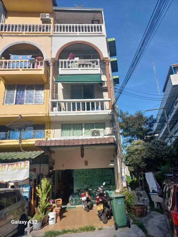 OYO 75474 Funkey Fulung Andy & Tan Guest House - Resim 5