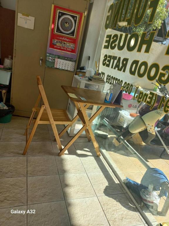 OYO 75474 Funkey Fulung Andy & Tan Guest House - Resim 9