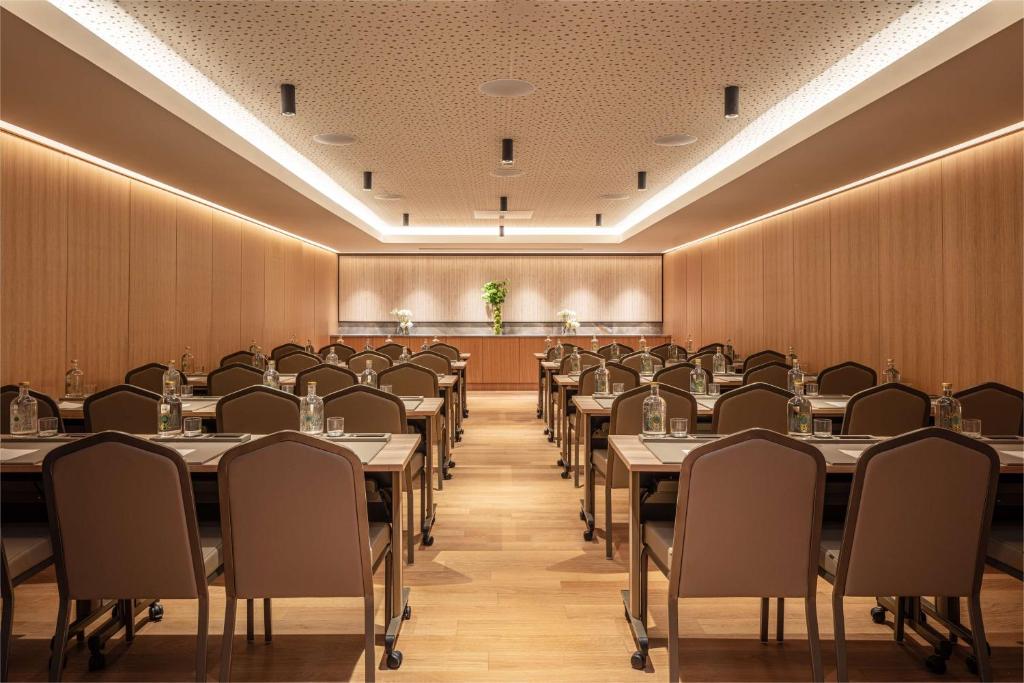 Anantara Plaza Nice Hotel - A Leading Hotel of the Worldにあるビジネスエリアまたは会議室