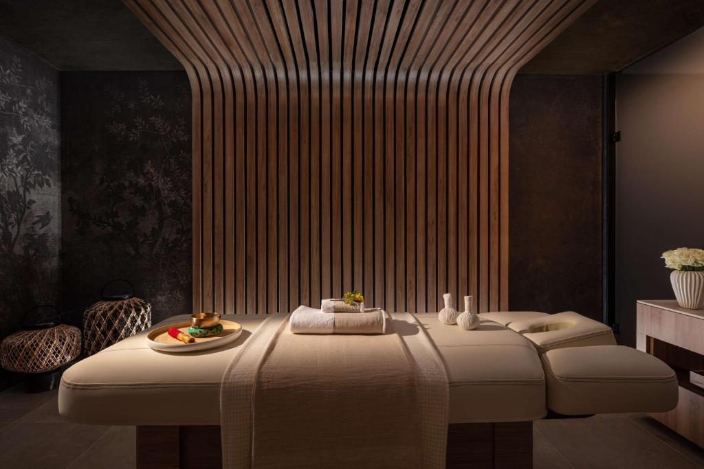 Anantara Plaza Nice Hotel - A Leading Hotel of the World - Resim 38