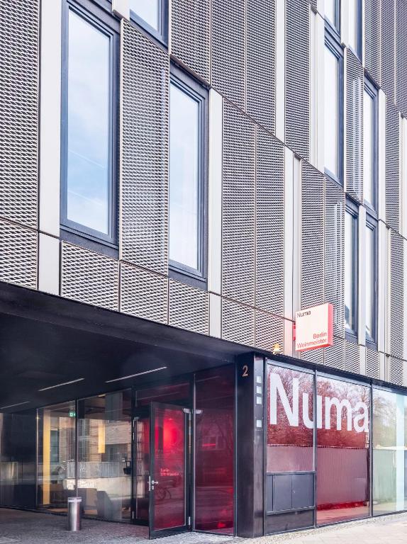 Numa Berlin Weinmeister - Resim 13