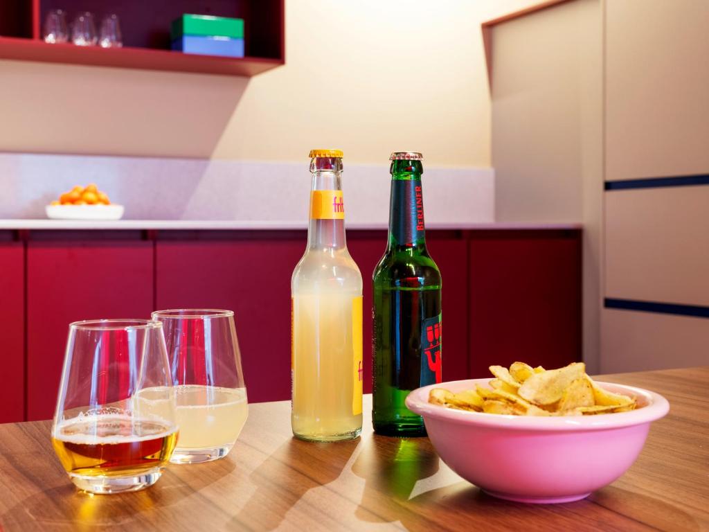 Numa Berlin Weinmeister - Resim 17