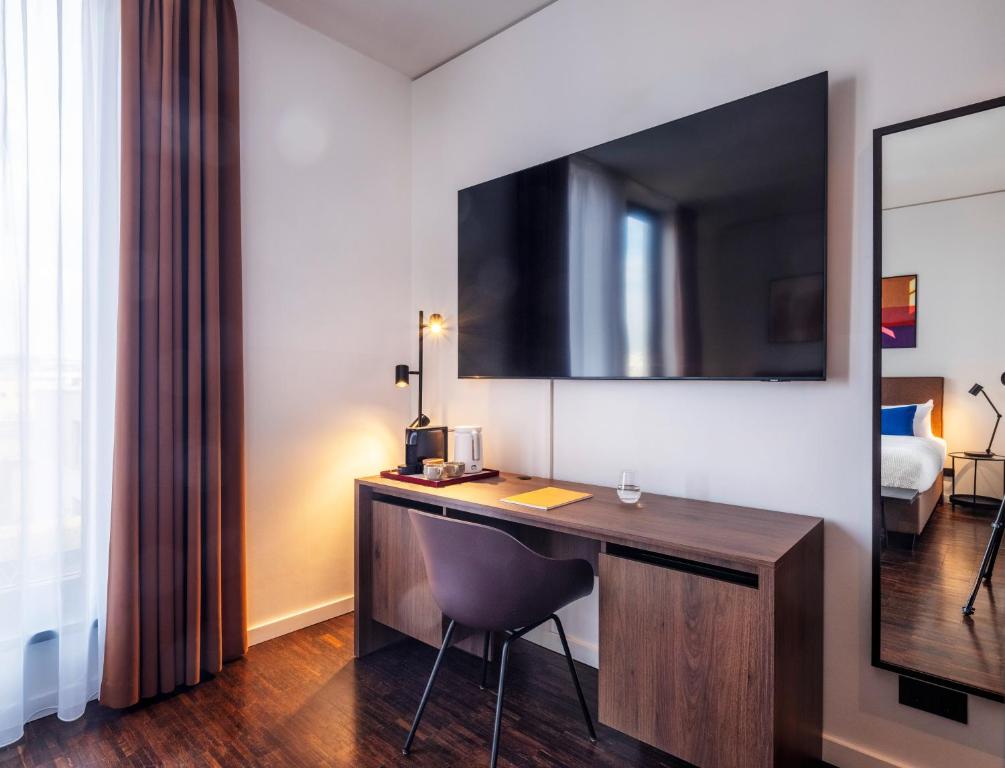 Numa Berlin Weinmeister - Resim 24