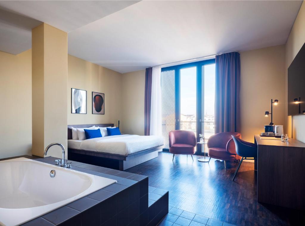 Numa Berlin Weinmeister - Resim 31