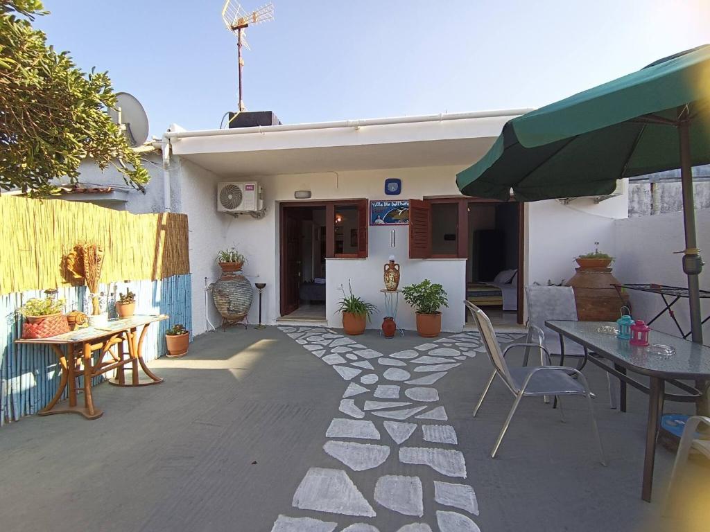 Gallery image of Blue Dolphins 2 bedroomed house with court yard in Skiathos Town