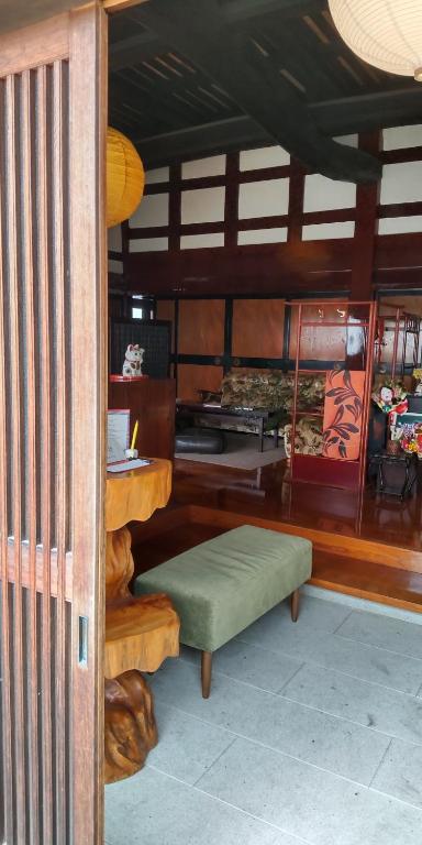 Posezení v ubytování 駅前宿舎 禪 shared house zen