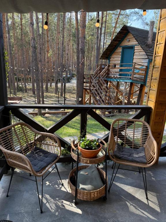 Balkon lub taras w obiekcie Domek w lesie nad zalewem