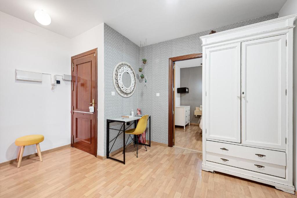 Fotografia z galérie ubytovania UrbanChicMalaga 2Bedroom Oasis In Historic Malaga Centre v destinácii Málaga