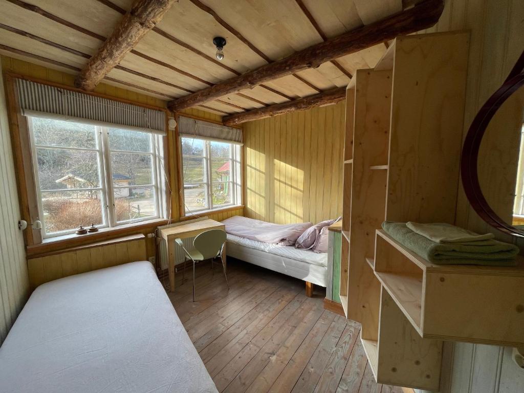 Summer BnB Kärlingesund Retreat Center in Uddevalla - Traveleto