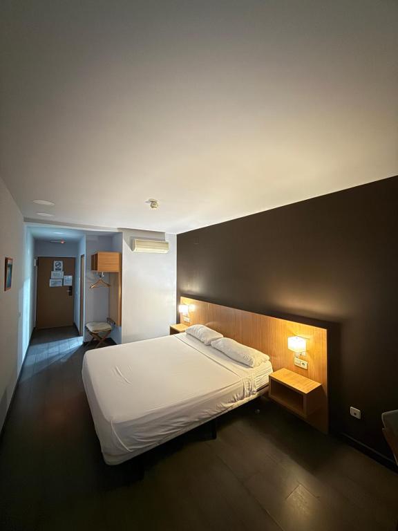 Hostal Mediterranea - Resim 9