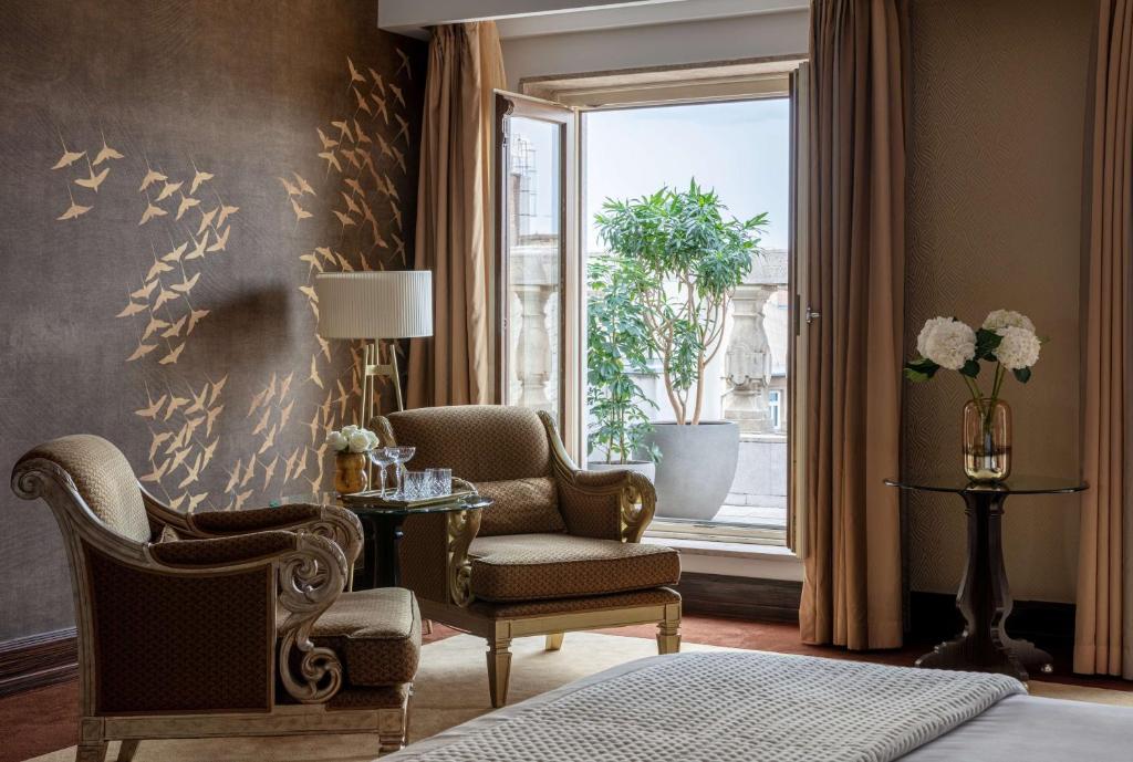 Posedenie v ubytovaní Anantara New York Palace Budapest - A Leading Hotel of the World