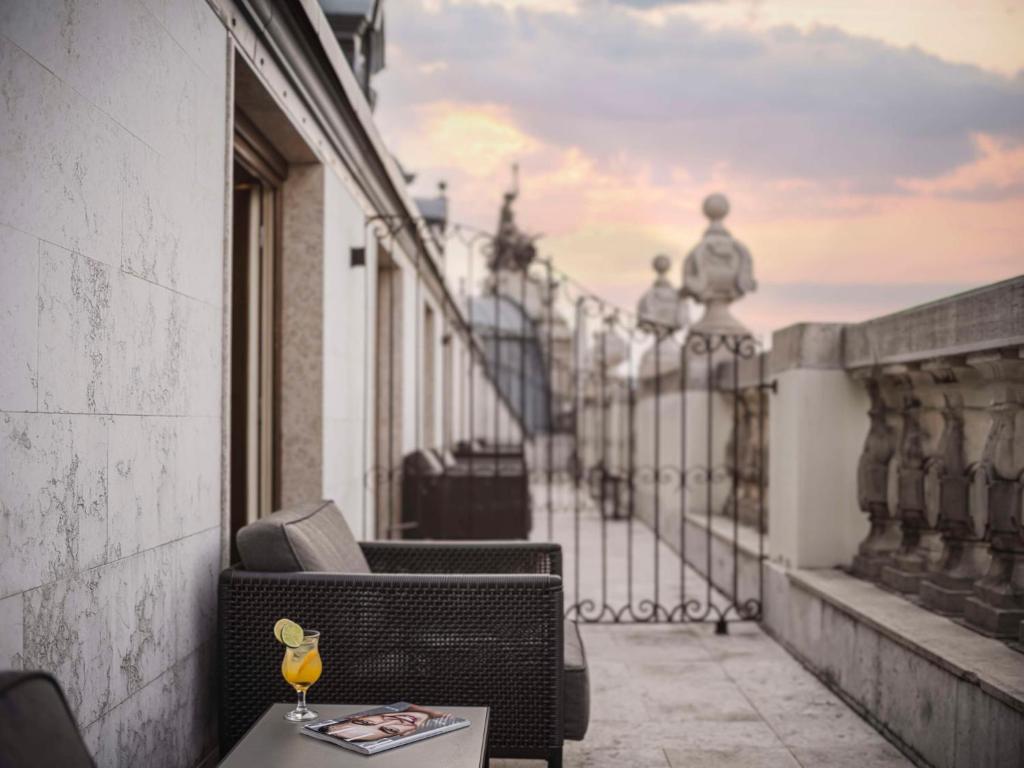 Grand Premium Room with Terrace