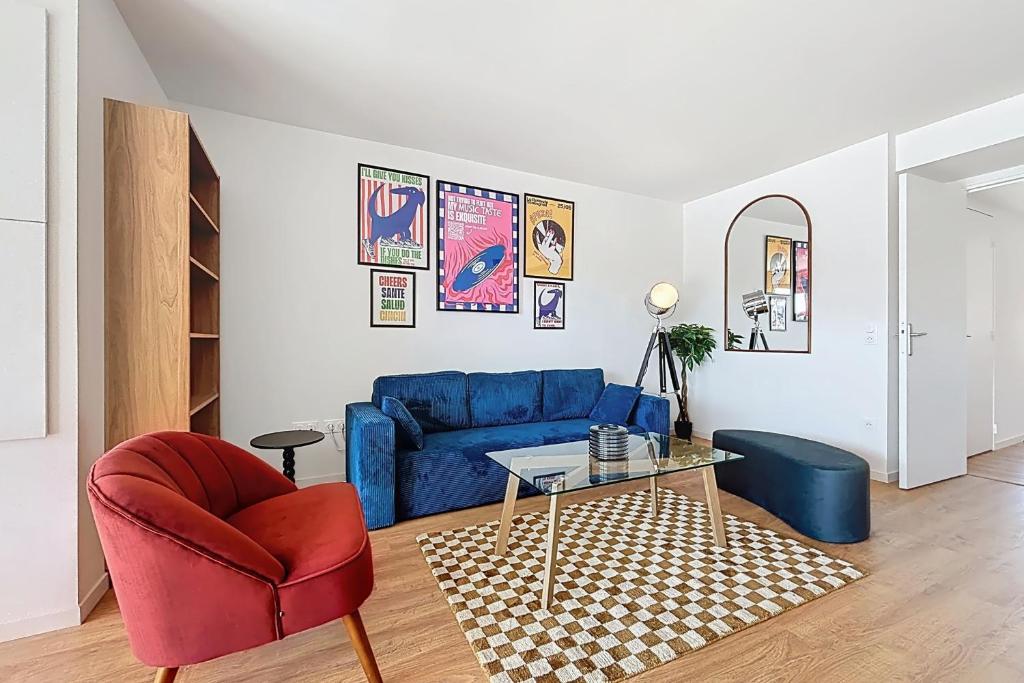 Photo de la galerie de l'établissement Large modern apartment with rooftop, à Montreuil