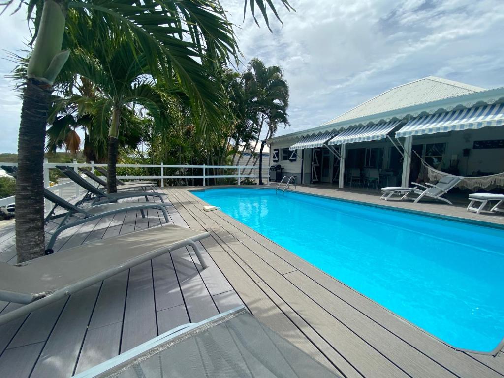 Πισίνα στο ή κοντά στο Villa la Flamboyante 4 étoiles, 4 Clévacances
