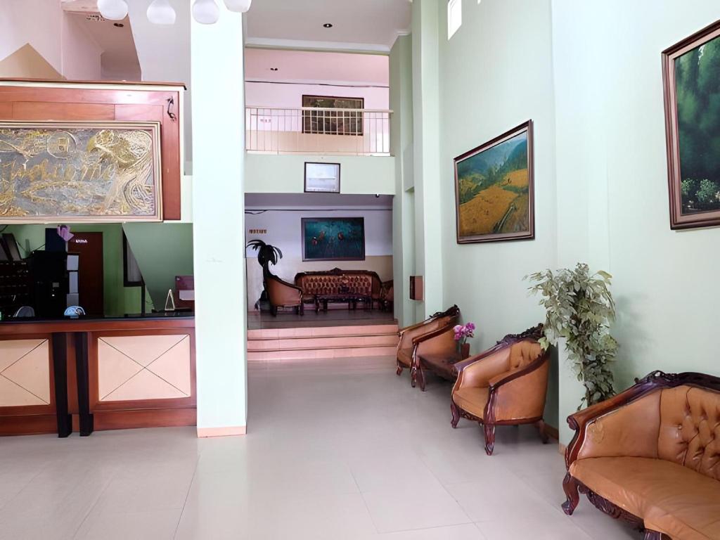 TV a/nebo společenská místnost v ubytování Super OYO Townhouse OAK Hotel Fiducia Serpong