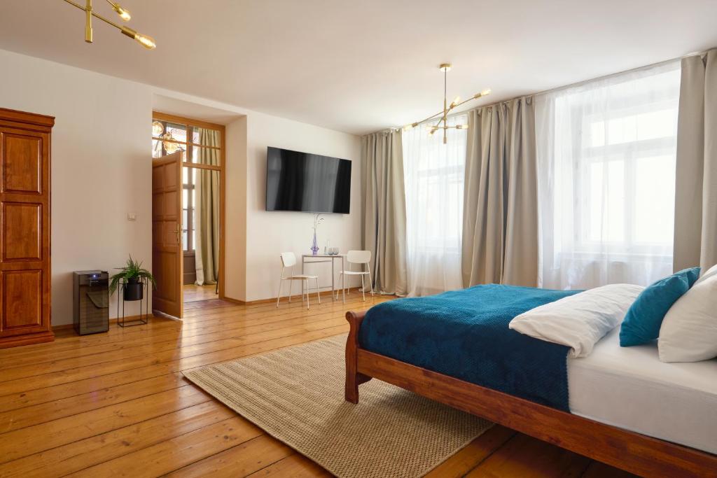 TV a/nebo společenská místnost v ubytování Latran House 71 by KH