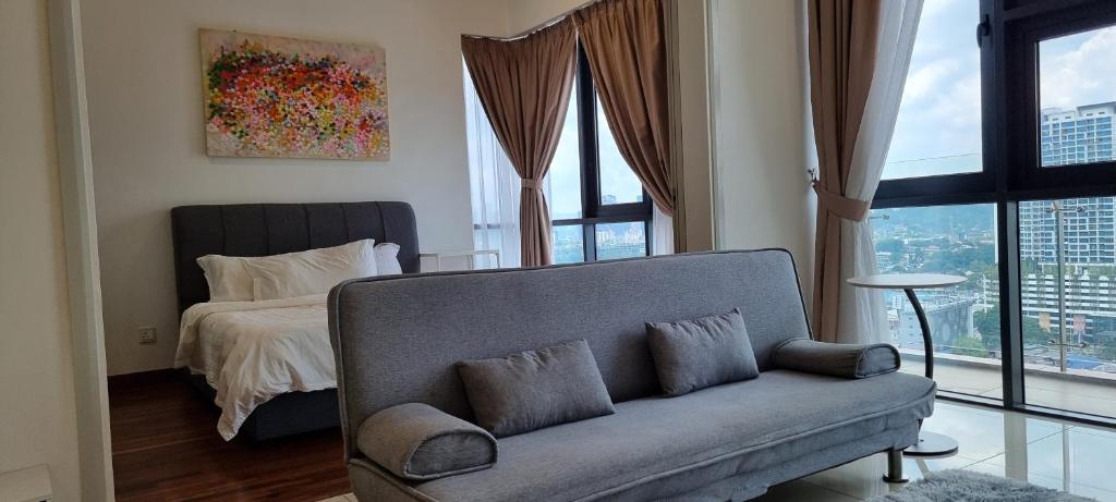 Postel nebo postele na pokoji v ubytování PJ UM PacificStar Suite 2-3pax by DingDing