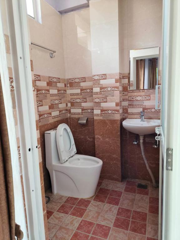 Bagno di Hotel sunrise heaven