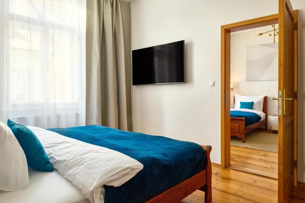 Latran House 71 by KH - 3