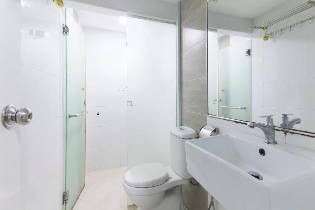 Koupelna v ubytování Super OYO 90296 Red Orange Hotel Port Klang