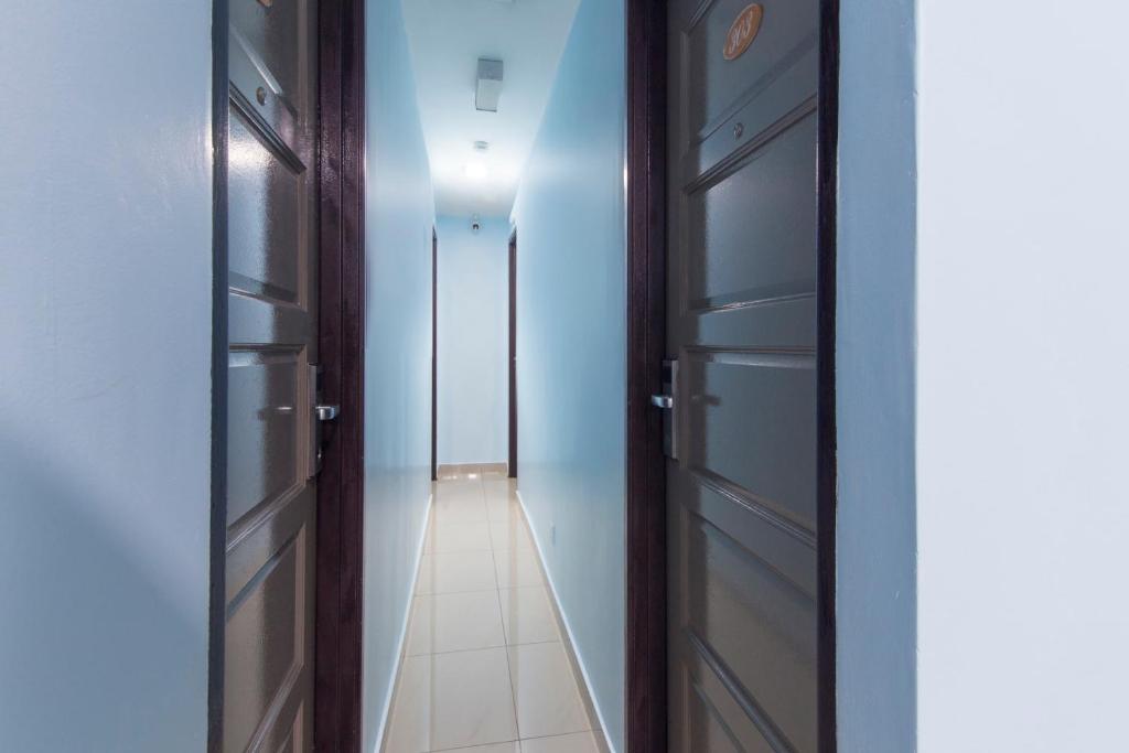 Fotografie z fotogalerie ubytování Super OYO 90296 Red Orange Hotel Port Klang v destinaci Klang