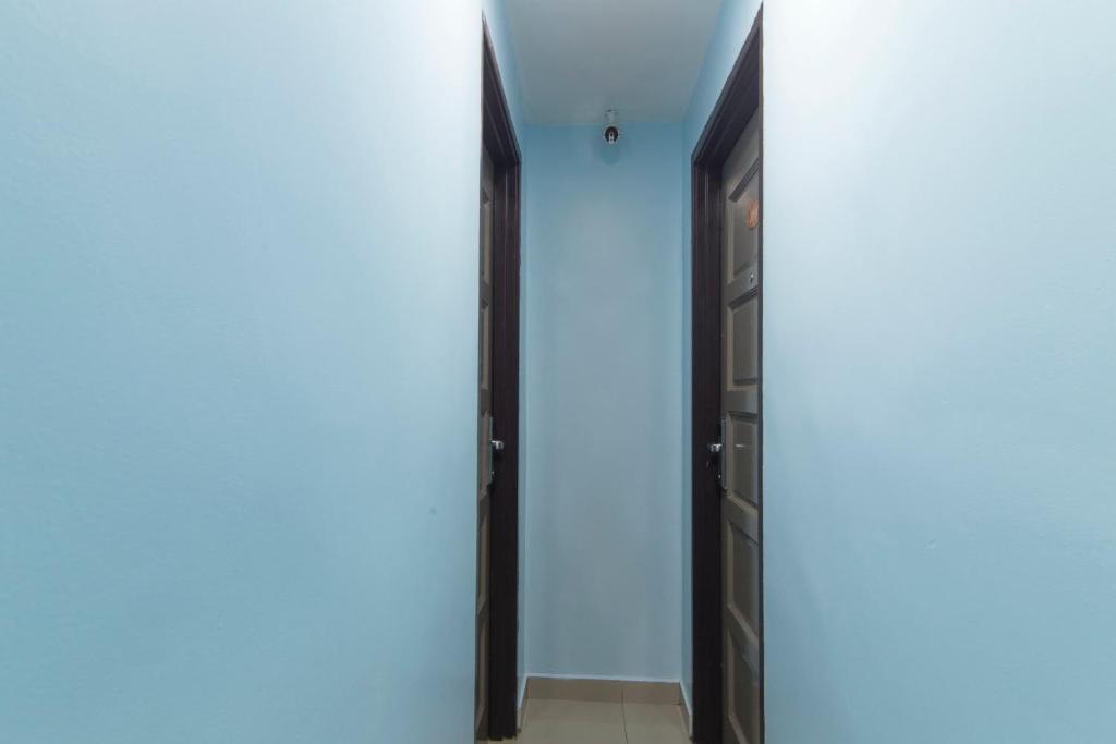 Fotografie z fotogalerie ubytování Super OYO 90296 Red Orange Hotel Port Klang v destinaci Klang