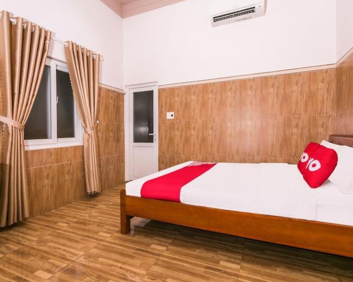 Postel nebo postele na pokoji v ubytování OYO 638 Thien Nam Hotel