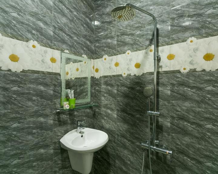 Koupelna v ubytování OYO 638 Thien Nam Hotel