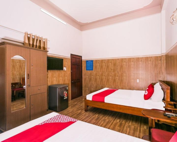 Postel nebo postele na pokoji v ubytování OYO 638 Thien Nam Hotel
