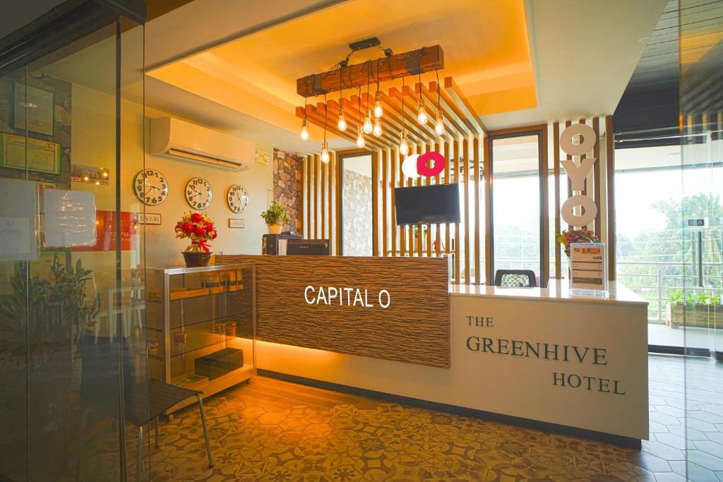 Vstupní hala nebo recepce v ubytování Capital O OYO 785 The Greenhive Hotel