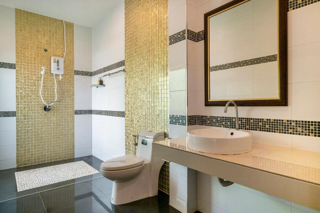 OYO 665 Sj House Hotel - Resim 16