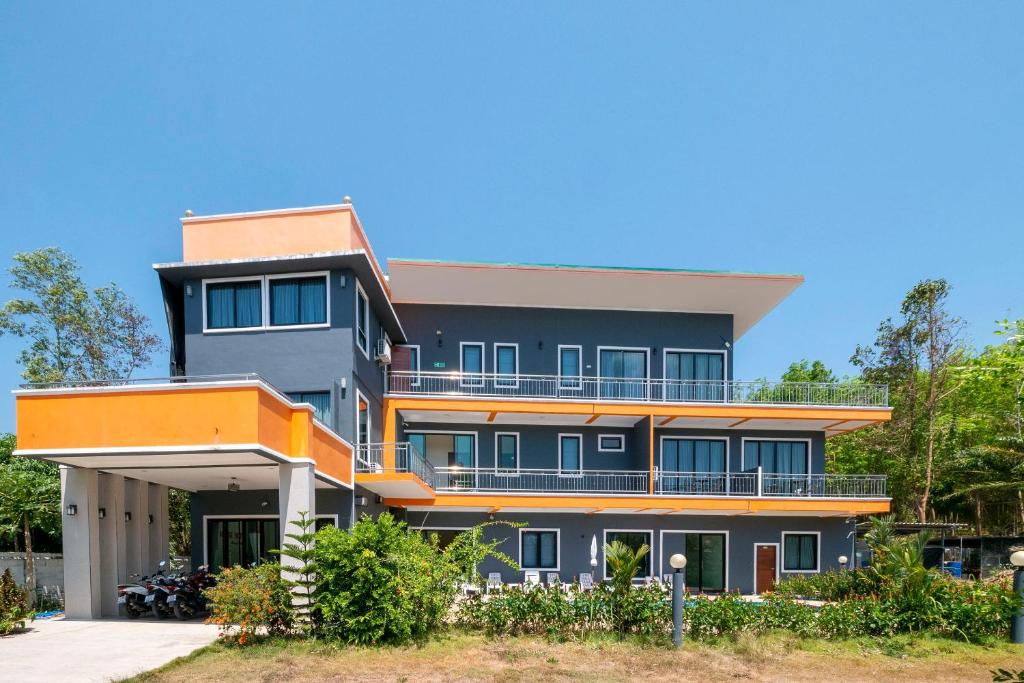 OYO 665 Sj House Hotel - Resim 14