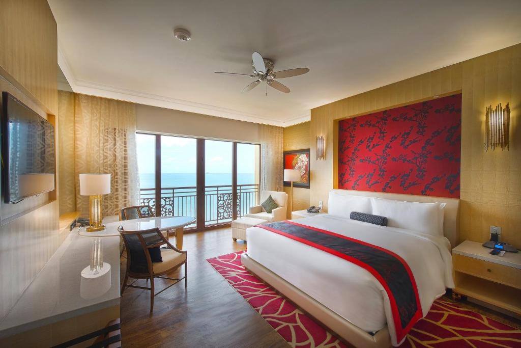 Phòng Cổ Điển Grand Có Giường Cỡ King Nhìn Ra Biển