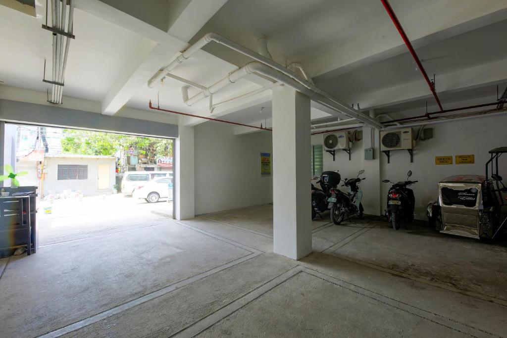 JQV Hotel - Housity
