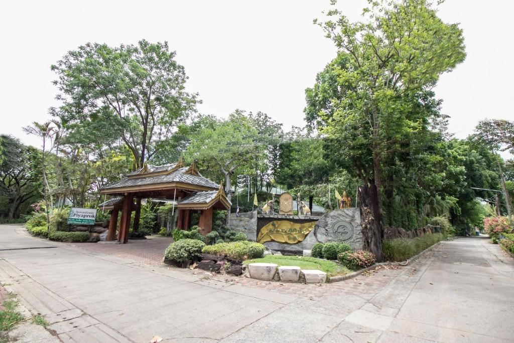 Zahrada ubytování Piyapruk Resort