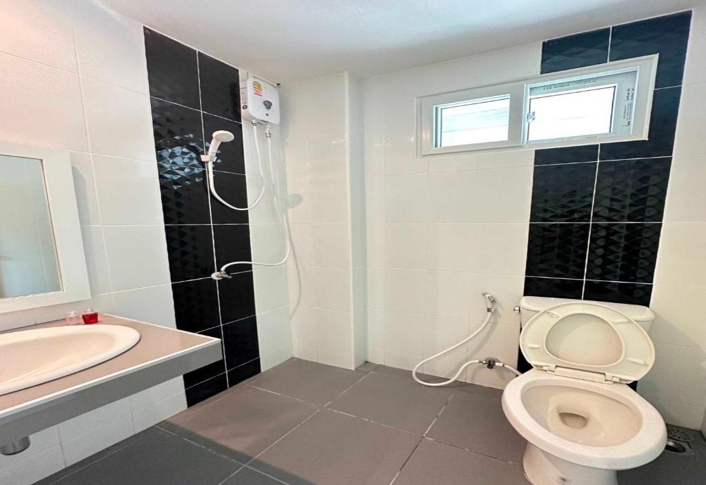 OYO 75492 Carpe Diem Homestay - Resim 21