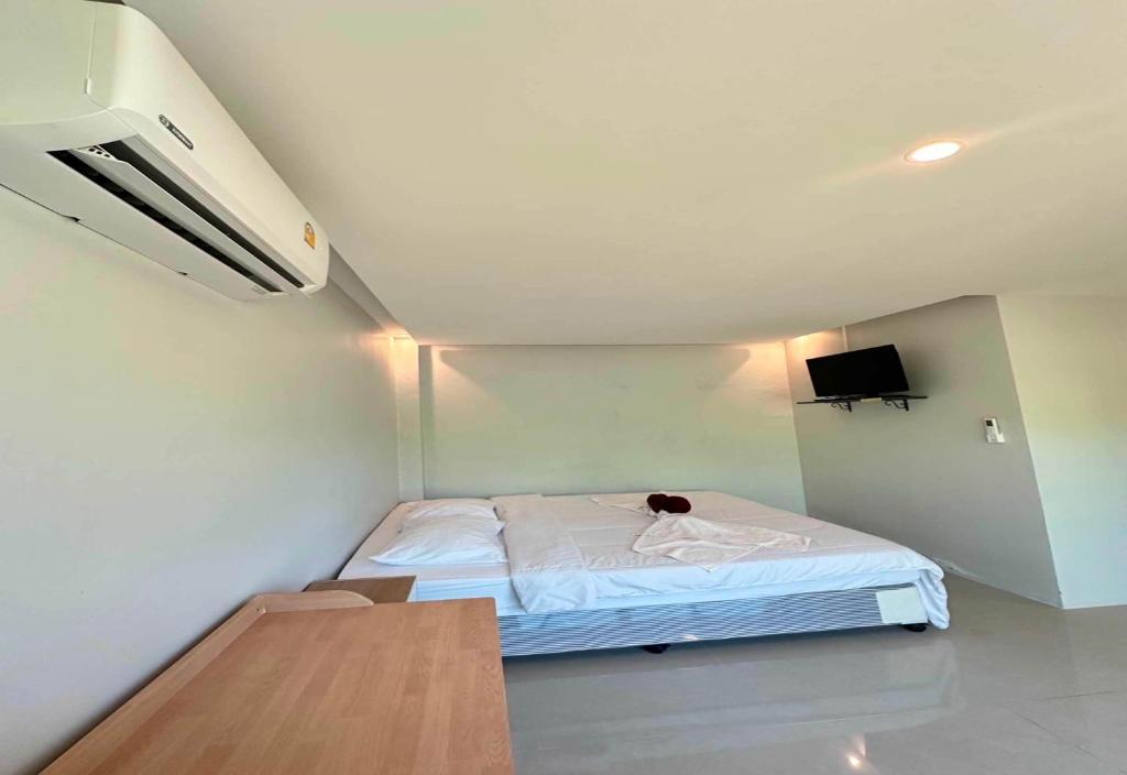 OYO 75492 Carpe Diem Homestay - Resim 16