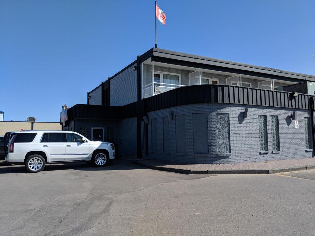 The Cavalier Inn - Resim 37