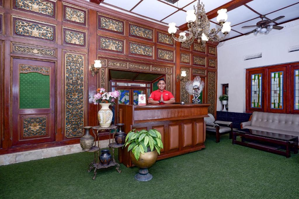 Fotografie z fotogalerie ubytování SUPER OYO Capital O 1644 Hotel Griya Kencana v destinaci Solo