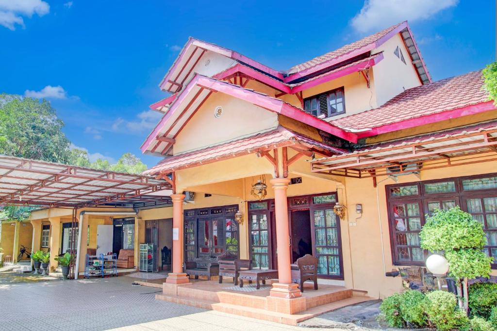 Φωτογραφία από το άλμπουμ του Hotel O Griya Mustika Syariah σε Sleman