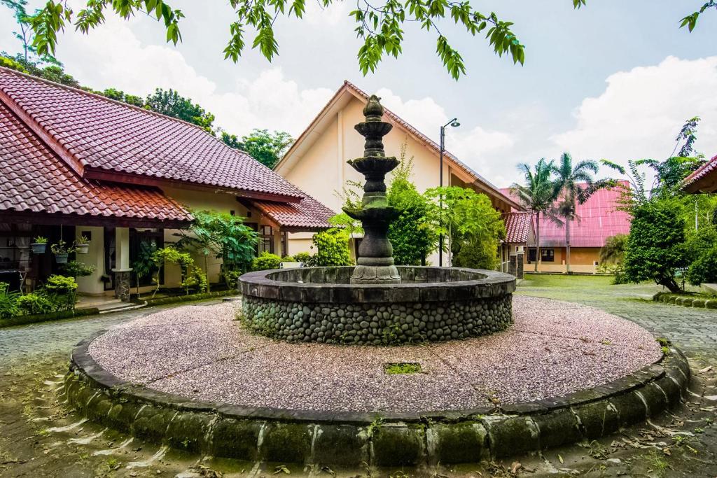 Zahrada ubytování Wisma Langen Werdhasih