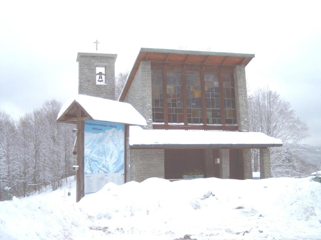 Albergo Tirolo v zimě