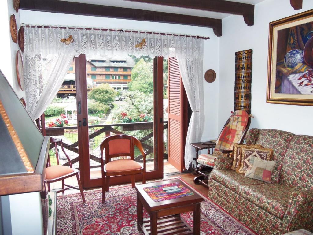  Apartamento 303 Pedras Brancas