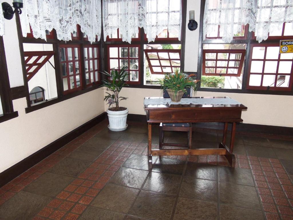  Apartamento 303 Pedras Brancas