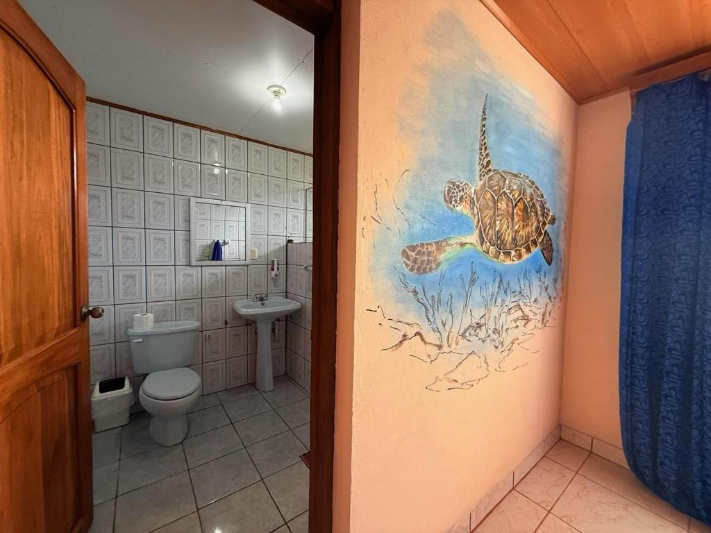 Koupelna v ubytování La Tigra Mountain House