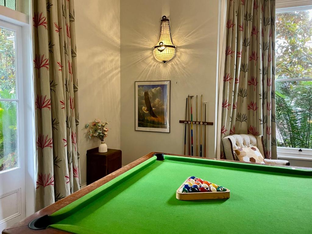 Biliár nebo kulečník v ubytování Winter Fun - Spa, Pinball, Billiard and more