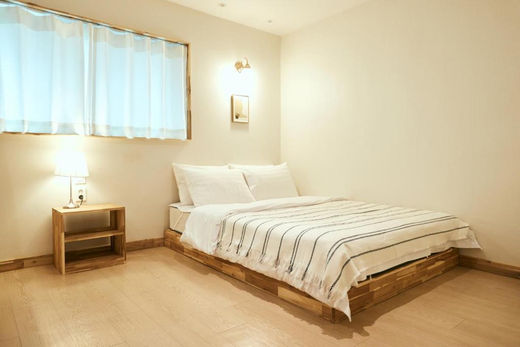 Hongdae 3BedRoom&2Baths Free Wifi&Free Parking photo