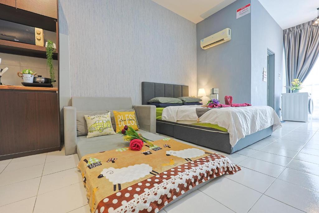 Postel nebo postele na pokoji v ubytování 5mins to Sunway Pyramid #Subang SS15 Cozy Studio Menara Rajawali