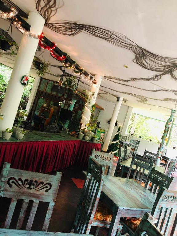 Restaurace v ubytování Hungry Lion Sigiriya